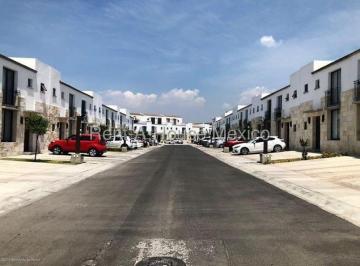 Casa en condominio de 3 habitaciones, Querétaro · Casa en Renta en El Refugio | 3 Recámaras, Vestidor y Alberca