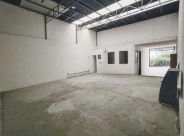 PRECIO: $22,000.°°
CONSTRUCCIÓN: 184 m²
ÁREA DE LA PURA BODEGA: 120 m² (10X12 me · Renta Bodega en Colonia Eucaliptos Morelia Bod_5425 Mor/hh