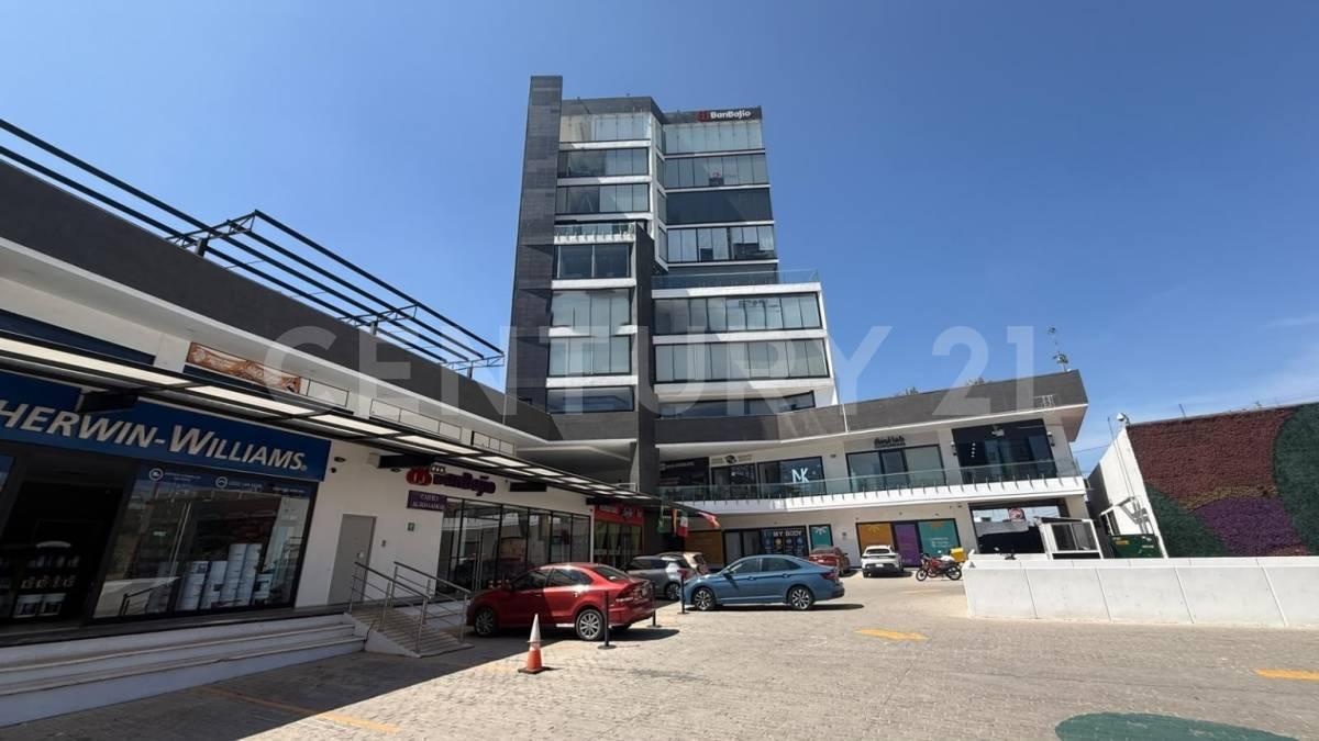 Office for Rent, 82 m&sup2;, Plaza Mironti, VW Zone, Sanctorum, Cuautlancingo, Pue.