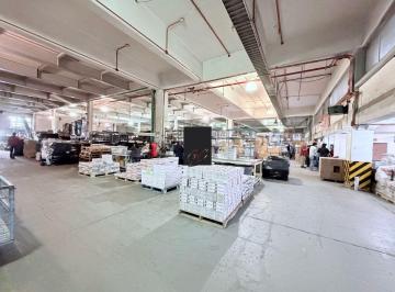 Bodega comercial , Azcapotzalco · Bodega en Renta en Azcapotzalco de 1,055 m² Desde $255 X m², 5 Andenes Compartidos