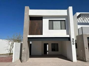 1 · Casa en Venta en Los Viñedos, Torreón: Amplia, Moderna y con Amenidades
