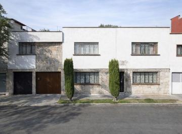 Casa de 5 habitaciones, Benito Juárez · Casa en Venta en Vértiz Narvarte. Uso Habitacional.
