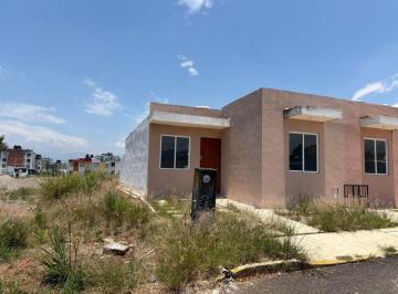 Casa de 3 habitaciones, Fortín · Casa en Venta 2 Recamaras Fraccionamiento Los Lienzos, Fortín, Ver.