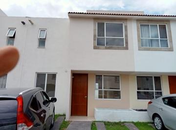 Casa en condominio · 85m² · 3 Recámaras · 2 Estacionamientos · Casa en Condominio en Venta en Querétaro, Residencial del Parque
