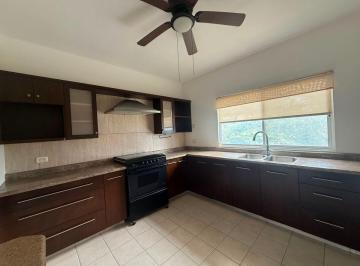 Casa en condominio de 3 habitaciones, San Pedro Garza García · Casa en Renta 3 Recamaras Hacienda de La Sierra Valle Oriente San Pedro