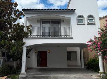 Casa en condominio de 3 habitaciones, San Pedro Garza García · Casa en Renta 3 Recamaras Hacienda de La Sierra Valle Oriente San Pedro