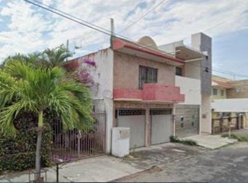 Casa de 3 habitaciones, Veracruz · Casa en Venta en Colonia Floresta Veracruz