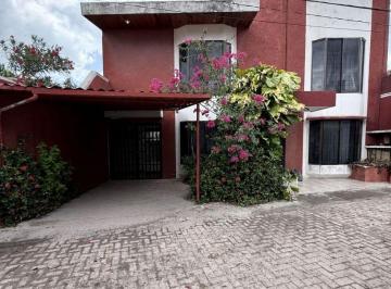 Casa de 5 habitaciones, Campeche · En Venta Casa de 5 Recámaras en Privada, Colonia San Rafael