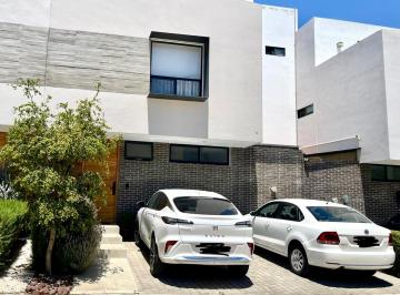 Casa en condominio de 3 habitaciones, Zapopan · Renta Casa Solares Rinconada del Bosque Zapopan Jalisco