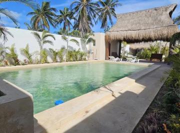 Casa de 3 habitaciones, Progreso · Casa de Playa Amueblada a 150 m del Mar en Chelem | Alberca, Palapa y Gran Terre