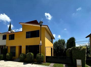 Casa en condominio de 4 habitaciones, Metepec · Casa en Venta en Metepec de 4 Recamaras, Cercana a Estacion de Tren Tecnologico