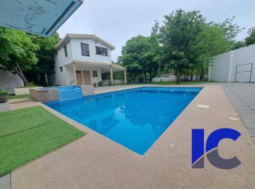 Quinta de 1 habitación, Juárez · Quinta en Venta Jardines de La Silla