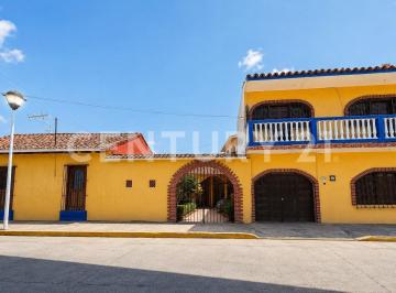 Casa · 354m² · 7 Recámaras · 4 Estacionamientos · Propiedad en Venta en Tlacotalpan, Veracruz