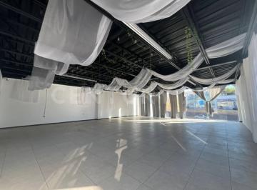 Local comercial · 120m² · 2 Estacionamientos · Renta de Local en Av de La Juventud, Chihuahua, Chihuahua