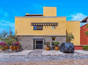 42b2cb2cc7c611ca8a76ef402de356a31768b7acb583e166ff72238bb3f2f61e · Departamento en Capilla de Piedra San Miguel de Allende, Cerca del Centro