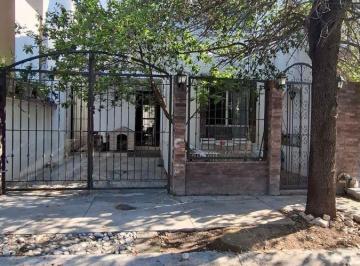 Casa de 3 habitaciones, García · Casa en Venta en Las Lomas Sect Bosques