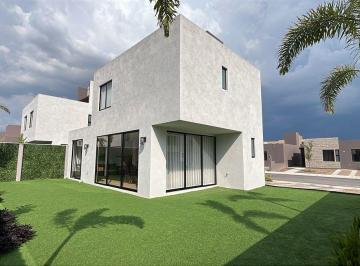 9d6ac1a43b985df5bbccf1675e1414c01a1ead924d5105f98f7afe794a8bbce6 · Casa en Venta en Puerta Real, Corregidora, Querétaro
