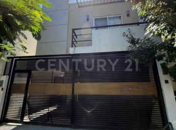 Casa · 152m² · 3 Recámaras · 2 Estacionamientos · Venta de Casa en Cerradas de Mexico, Sec. Independencia Guadalupe, n. L.