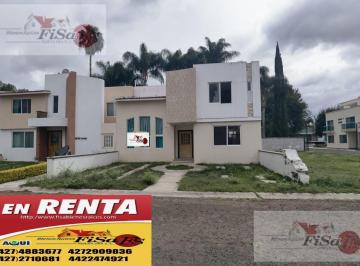 Casa · 4 Recámaras · 2 Estacionamientos · Casa en Renta