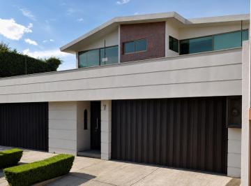 Casa de 5 habitaciones, Naucalpan de Juárez · Venta de Casa en La Colonia Ciudad Satelite en Naucalpan de Juarez en El Estado de Mexico