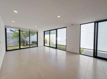 Departamento de 2 habitaciones, Querétaro · Departamento en Planta Baja con Jardín Privado en Cumbres del Lago