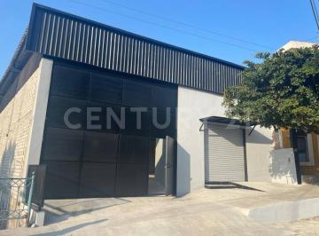Bodega comercial · 470m² · 3 Estacionamientos · Bodega en Renta en El Centro de Villa de Alvarez