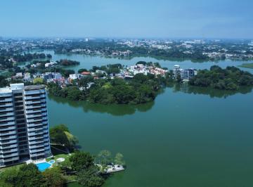 Quinta , Centro · Quinta Lirios en Venta Frente a Laguna de Las Ilusiones, Villahermosa