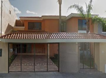 Casa de 4 habitaciones, Tijuana · Casa en Venta en Av Parque Mexico Norte, Playas de Tijuana, Baja California 22500.