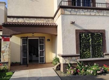 Casa de 3 habitaciones, Saltillo · Casa Fracc. San Rafael a 8 Min. de V. Carranza, con Seguridad