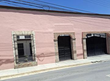 Casa de 4 habitaciones, Saltillo · Amplia Casa en Renta en El Centro de La Ciudad