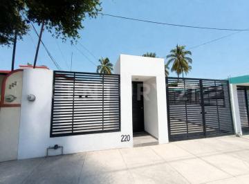 Casa · 108m² · 2 Recámaras · 2 Estacionamientos · Casa en Venta en Arboledas