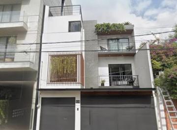 Casa de 4 habitaciones, Benito Juárez · Casa en Venta en Calle Tlacoquemecatl #434