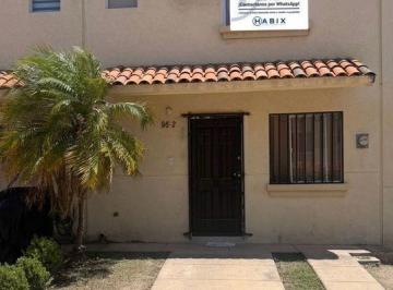 Casa · 78m² · 3 Recámaras · 2 Estacionamientos · Casa en Renta en Alta California Residencial