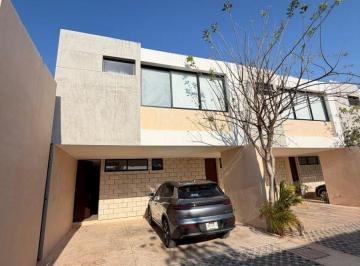 Casa en condominio de 2 habitaciones, Mérida · Townhouse Equipado en Venta en Tavira Temozon Nte.