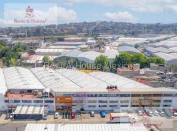 Bodega comercial · 5 Estacionamientos · Bodega Industrial en Renta en Industrial Tlatilco, Naucalpan de Juárez 25 - 2509 Mm