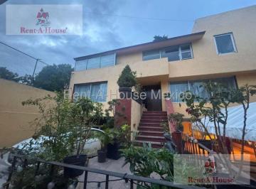 Casa · 512m² · 5 Recámaras · 4 Estacionamientos · Casa en Venta en Heroes de La Revolución, Naucalpan de Juárez 26 - 900 Mm