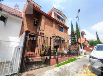 Casa · 195m² · 4 Recámaras · 4 Estacionamientos · Casa en Venta en Lomas Verdes, Naucalpan de Juárez 26 - 1153 Mm