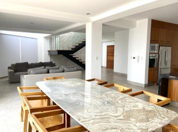 Departamento · 400m² · 3 Recámaras · 2 Estacionamientos · Departamento Penthouse en Renta Amueblado Sobre Blvd. Campestre