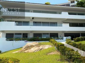 Departamento · 310m² · 4 Recámaras · 2 Estacionamientos · Departamento en Venta Acapulco, Playa Guitarron