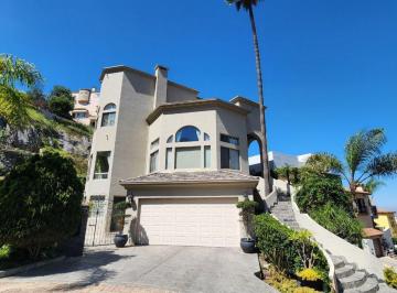 Casa de 3 habitaciones, Tijuana · Casa en Venta en Cumbres de Juárez