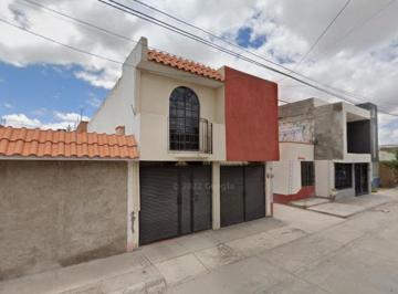 Casa de 2 habitaciones, San Luis Potosí · (Fv) Casa en Venta de Oportunidad Dalias San Luis Potosi