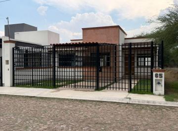Casa de 3 habitaciones, Tequisquiapan · Casa en Venta en Residencial Haciendas de Tequisquiapan