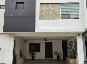 Casa de 3 habitaciones, Guadalupe · Casa en Venta Privada Purisima Av Miguel Alemanarea Linda Vista