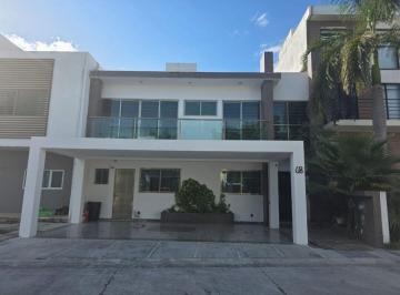 Casa de 3 habitaciones, Cancún · Residencial Aqua Casa en Venta