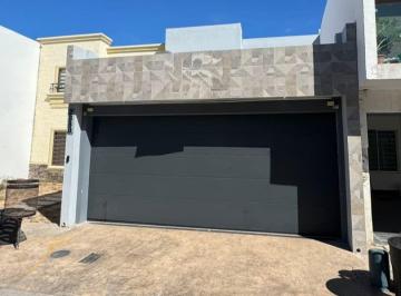 Casa · 105m² · 2 Recámaras · 2 Estacionamientos · Casa en Venta en Stanza Cantabria