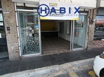 Local comercial · 120m² · Local en Renta en Jardines del Bosque