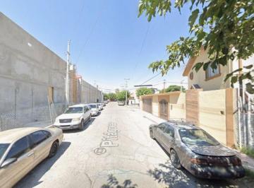 Casa de 3 habitaciones, Juárez · Casa en Venta, Col. Monumental, Cd. Juárez, Chihuahua, ¡Remate Bancario!