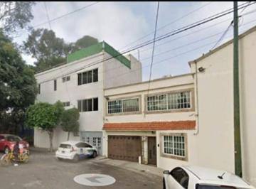 Casa uso de suelo de 1 habitación, Coyoacán · Oficina o Bodega 35 m²
