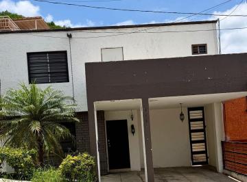 Casa · 110m² · 3 Recámaras · 1 Estacionamiento · Casa en Renta en Contry La Silla Guadalupe Nuevo León