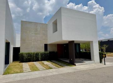 Casa de 3 habitaciones, Querétaro · El Arte de Vivir en Esquina, Jardín - Juriquilla, Amara